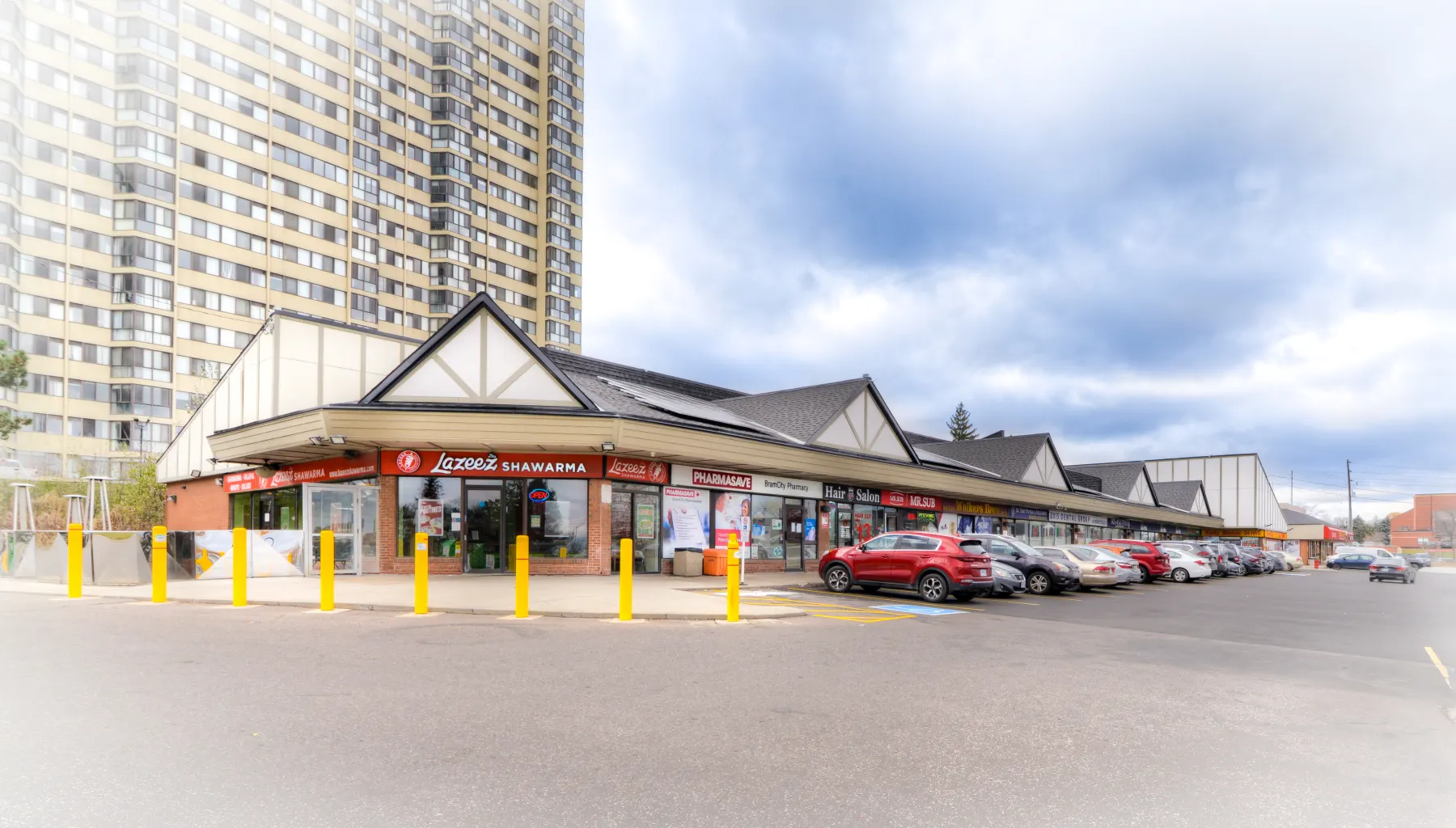 Dixie Plaza property view