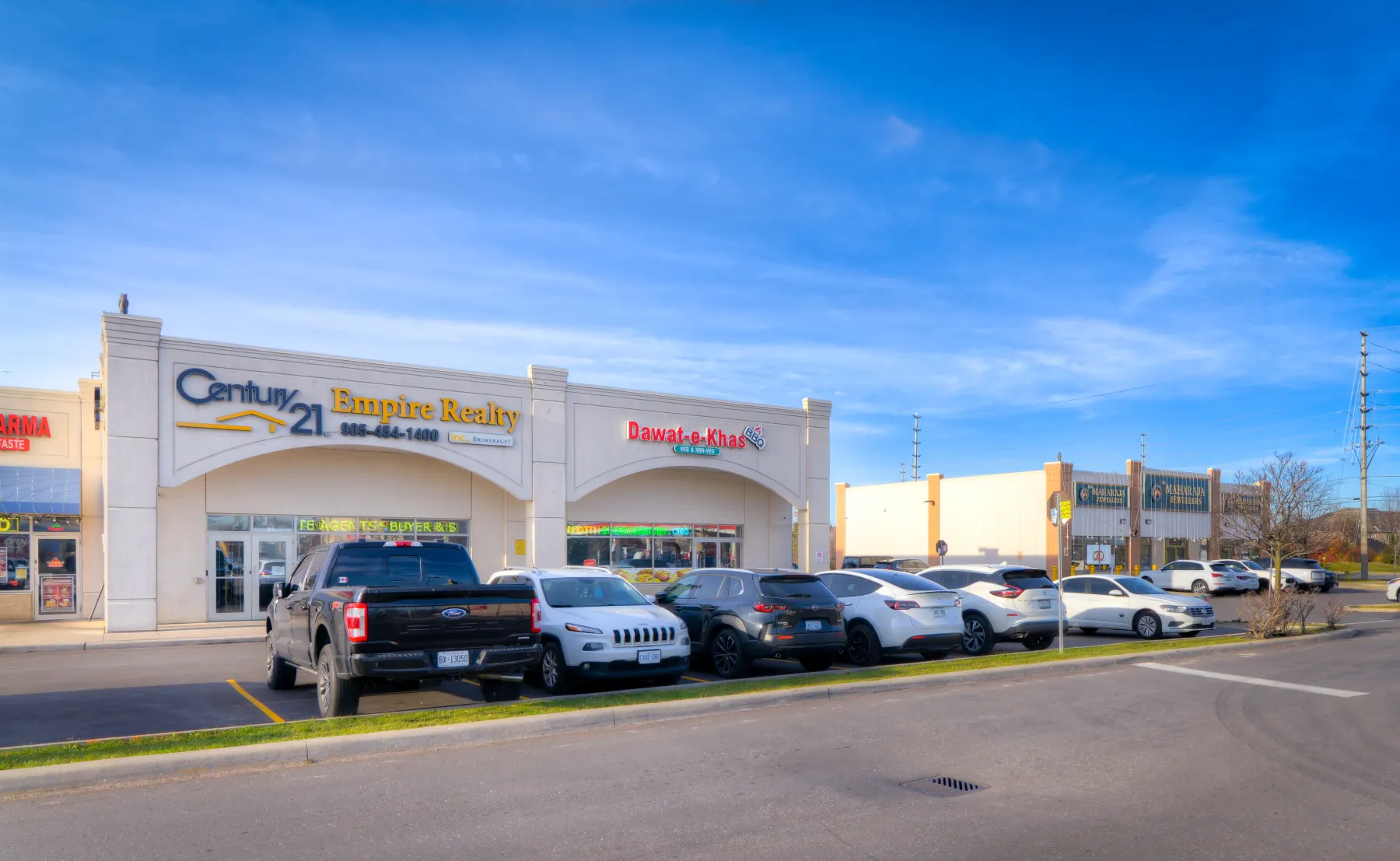 Golden Gate Plaza property view
