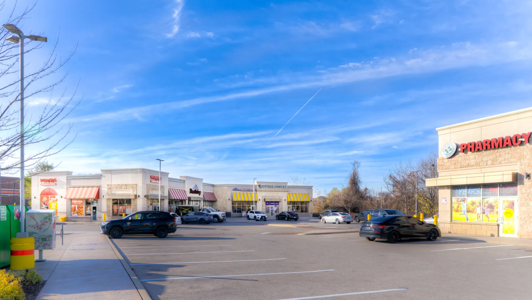 Royal West Plaza property view
