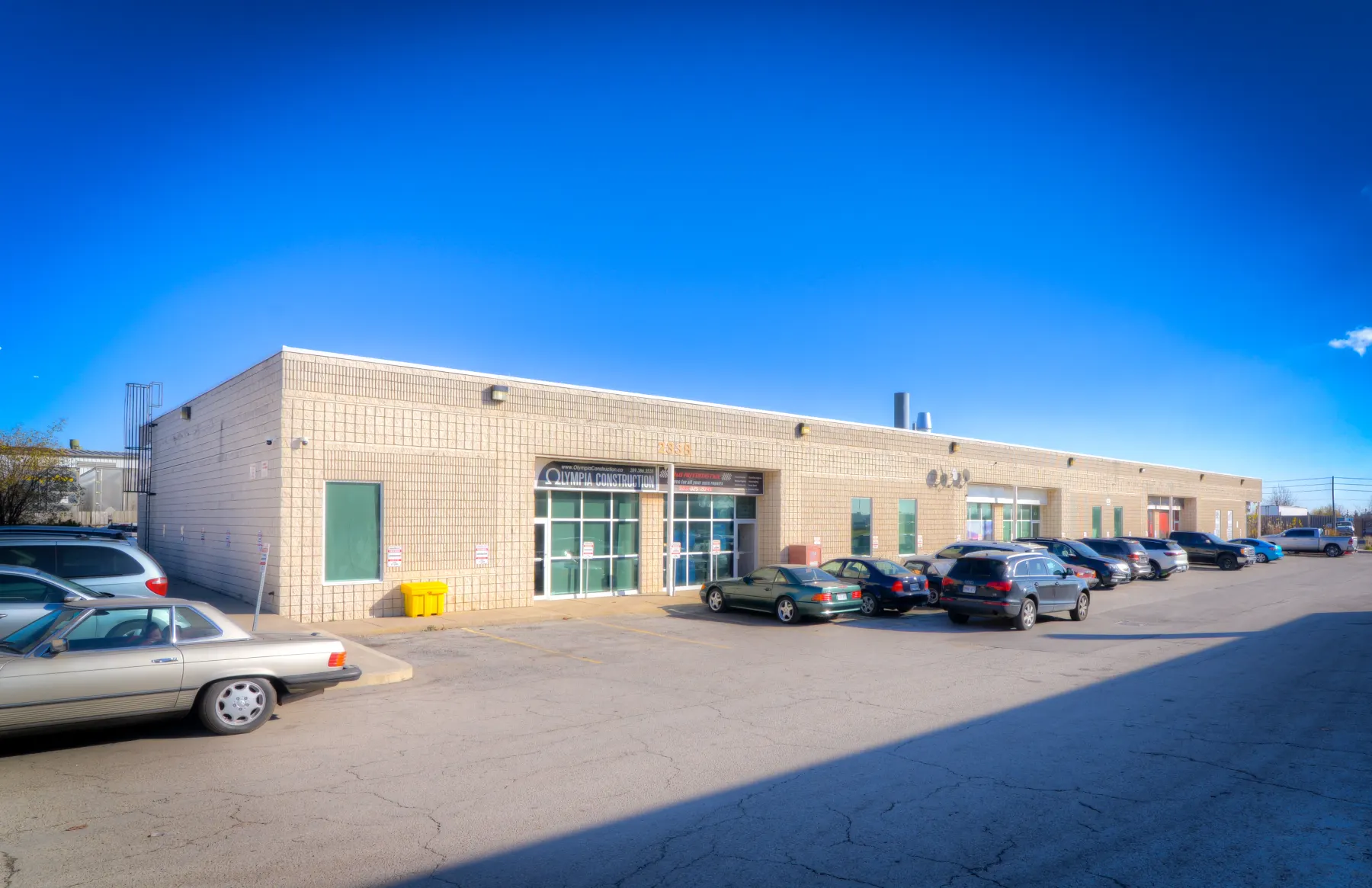 Wyecroft Plaza property view